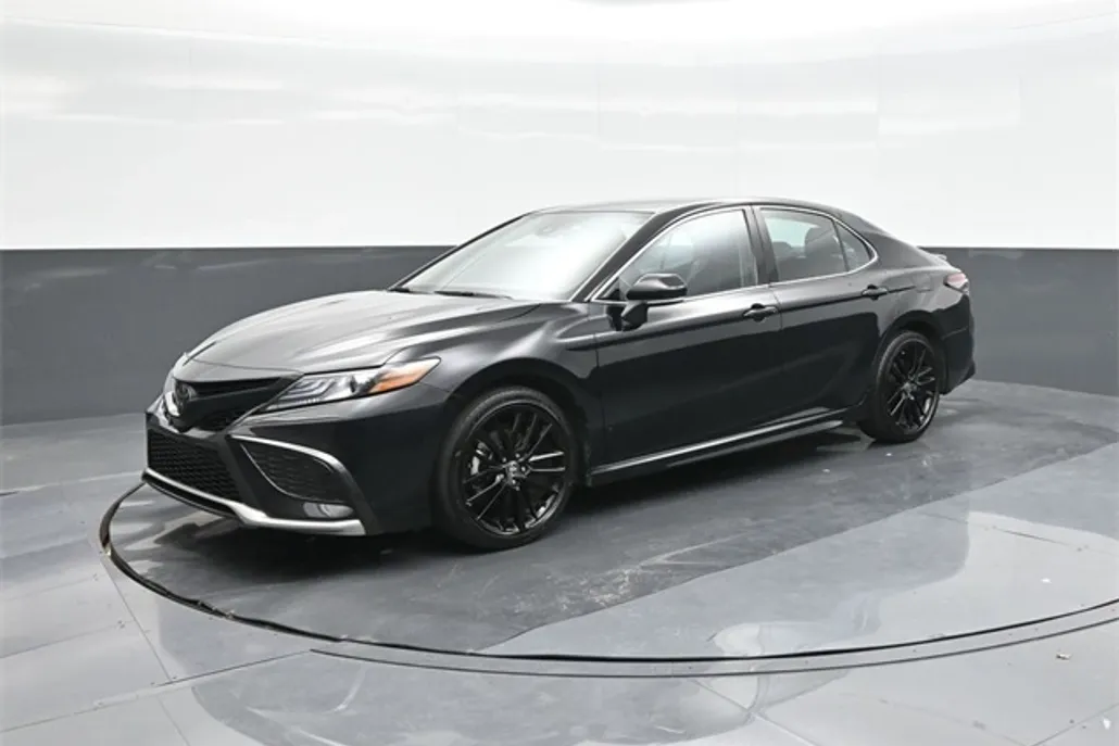2023 Toyota Camry XSE photo 1