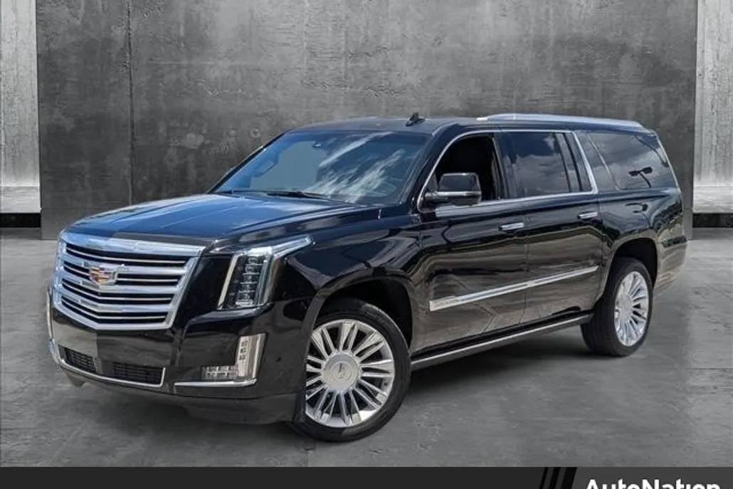 2017 Cadillac Escalade ESV Platinum photo 1