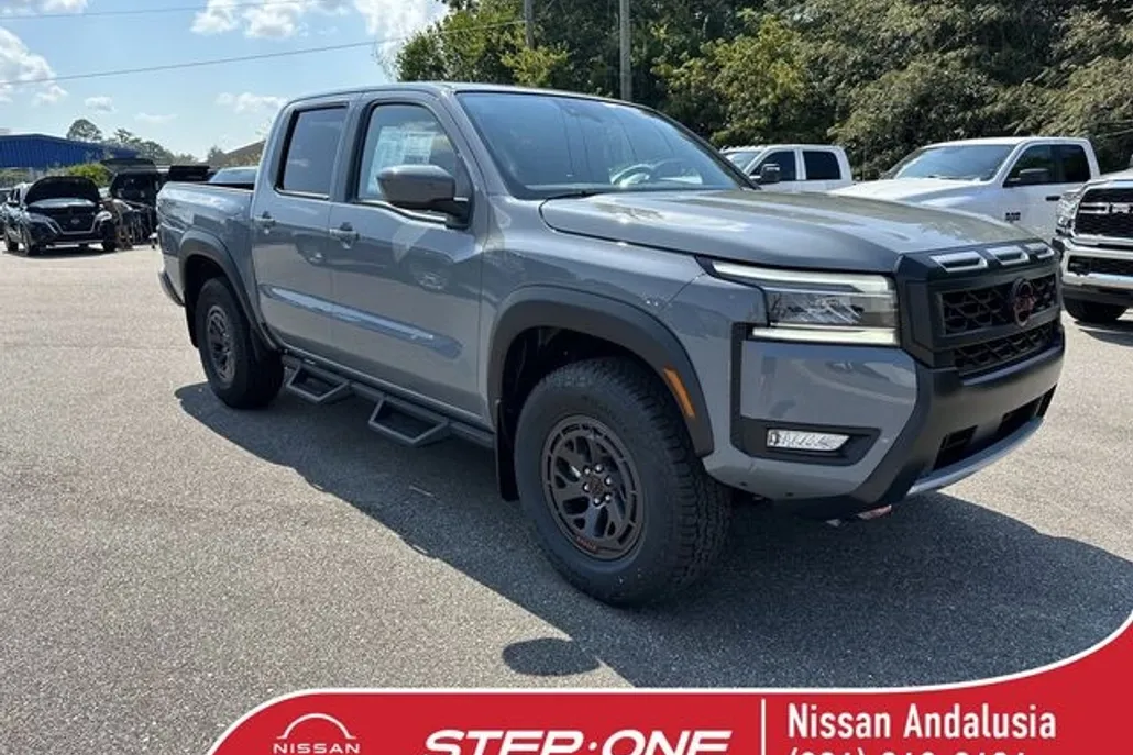 2025 Nissan Frontier S photo 1