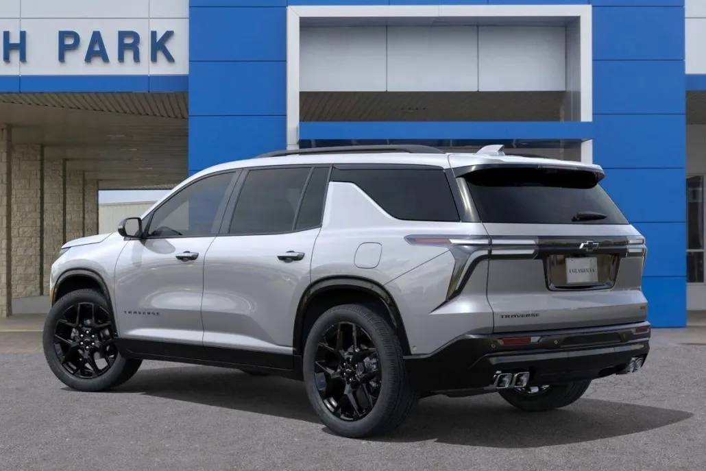 2026 Chevrolet Traverse RS photo 1
