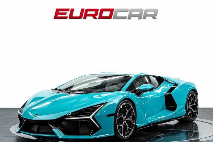 2024 Lamborghini Revuelto photo 1