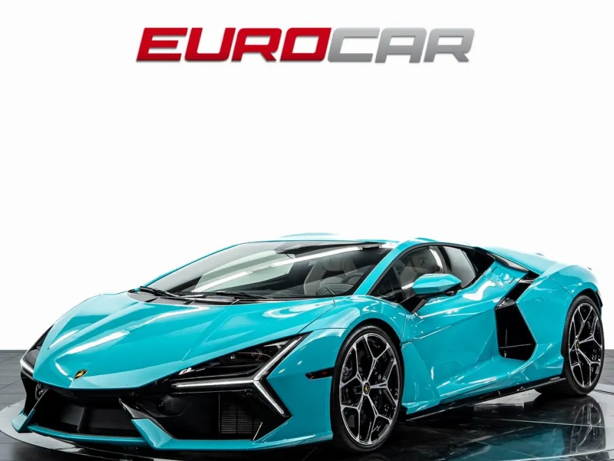 2024 Lamborghini Revuelto photo 1