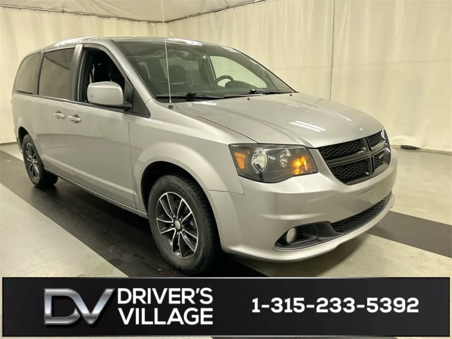 2019 Dodge Grand Caravan SE photo 1