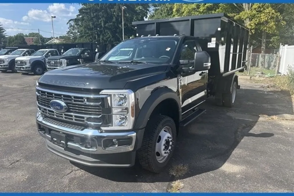 2024 Ford F-550 XL photo 1