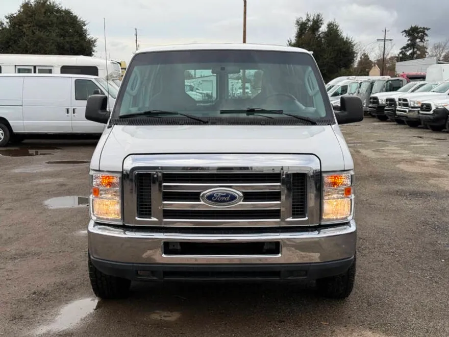 2014 Ford E-250 photo 1