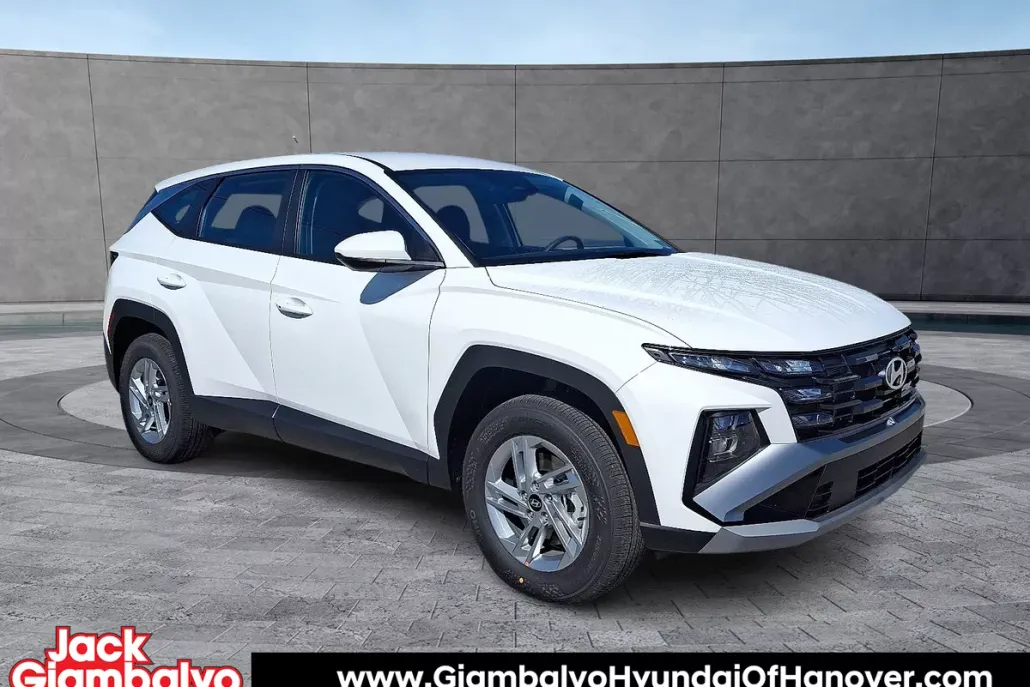 2026 Hyundai Tucson SE photo 1