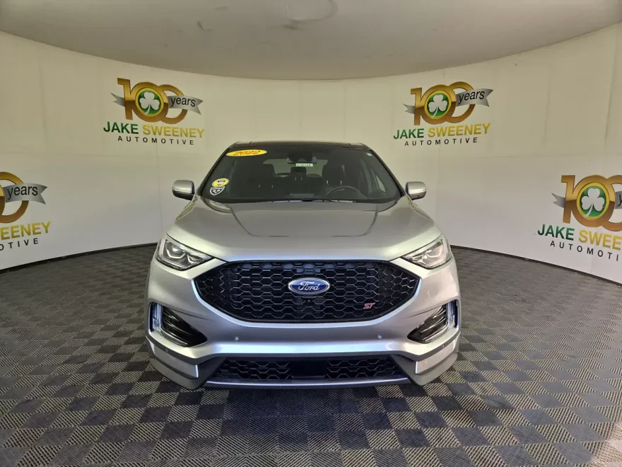 2022 Ford Edge ST photo 1