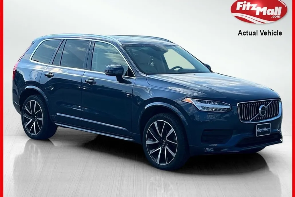 2020 Volvo XC90 T6 Momentum photo 1