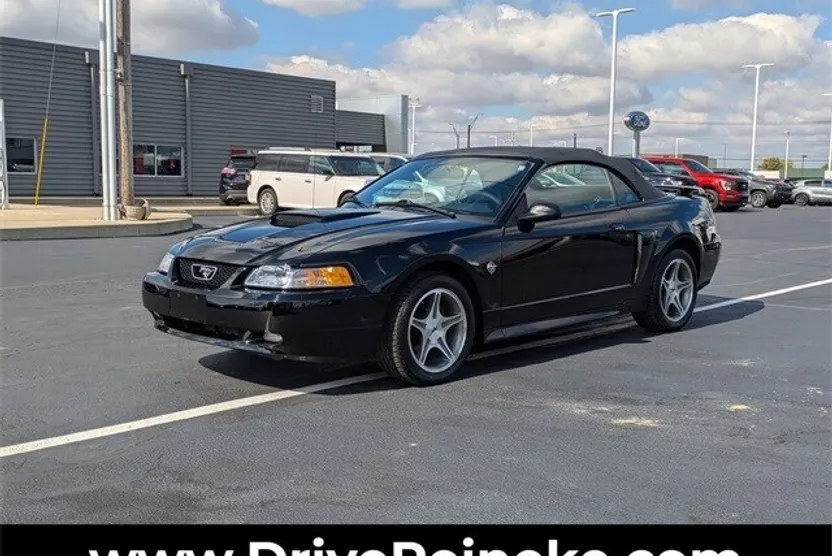 1999 Ford Mustang GT Convertible photo 1