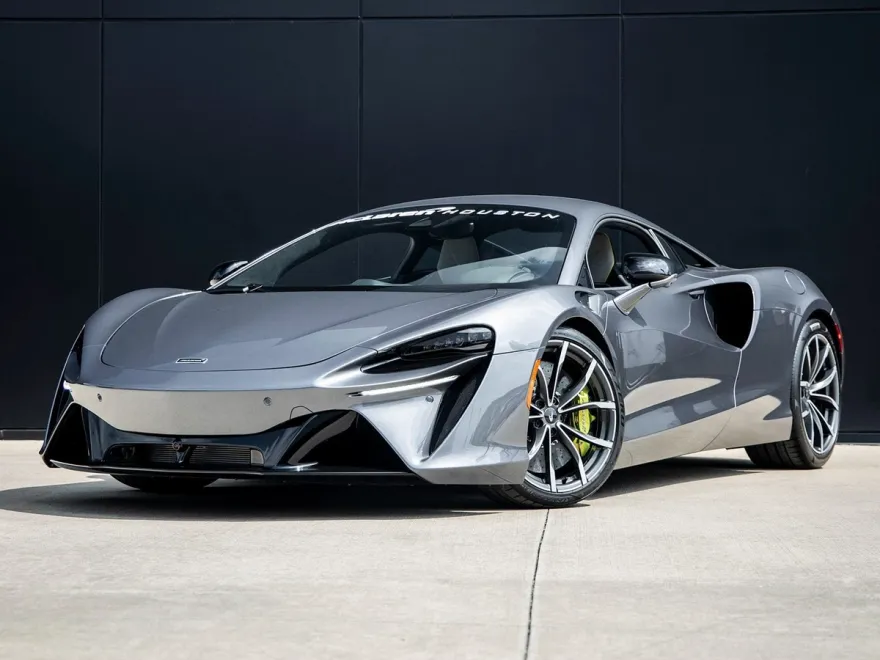 2023 Mclaren ARTURA photo 1