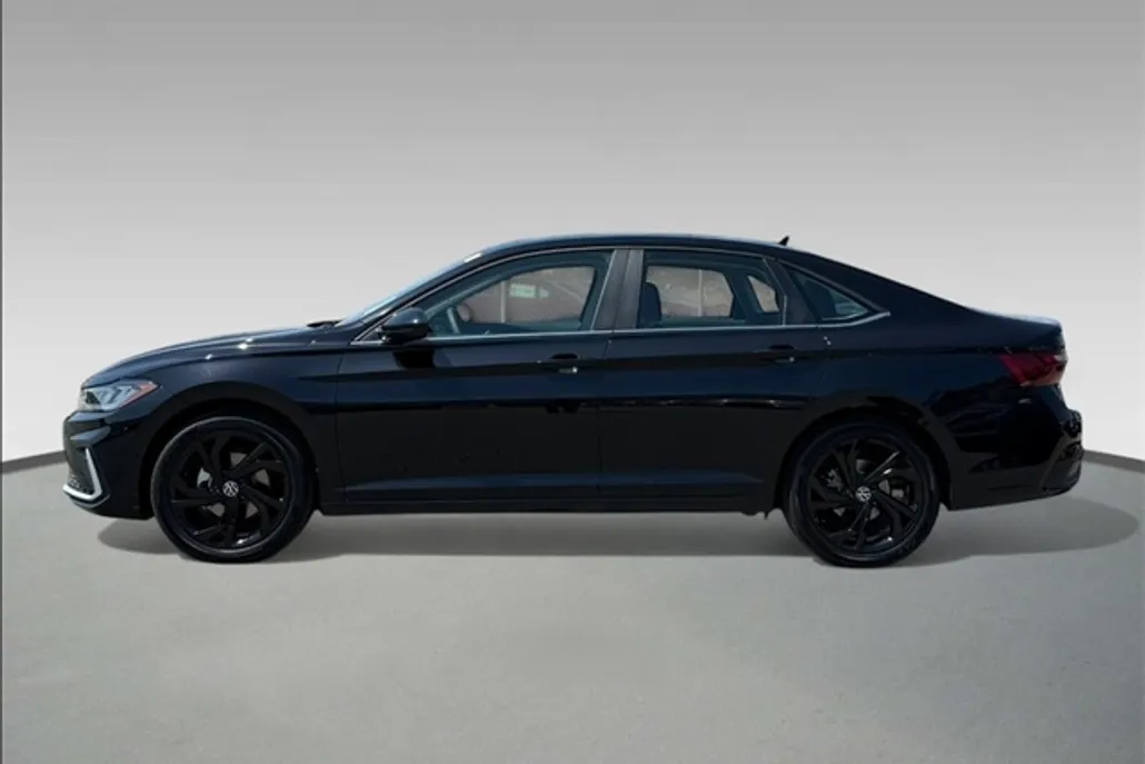2025 Volkswagen Jetta 1.5T SE photo 1