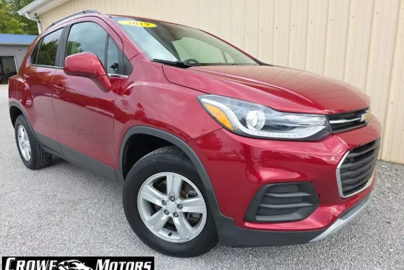 2019 Chevrolet Trax LT photo 1