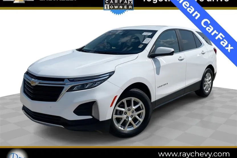 2023 Chevrolet Equinox LT photo 1