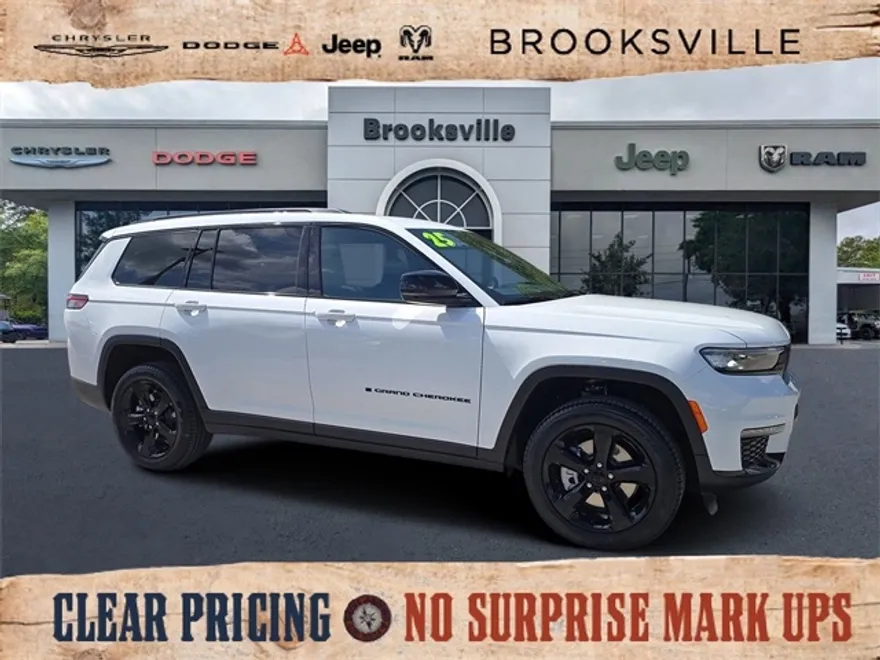 2025 Jeep Grand Cherokee Limited photo 1
