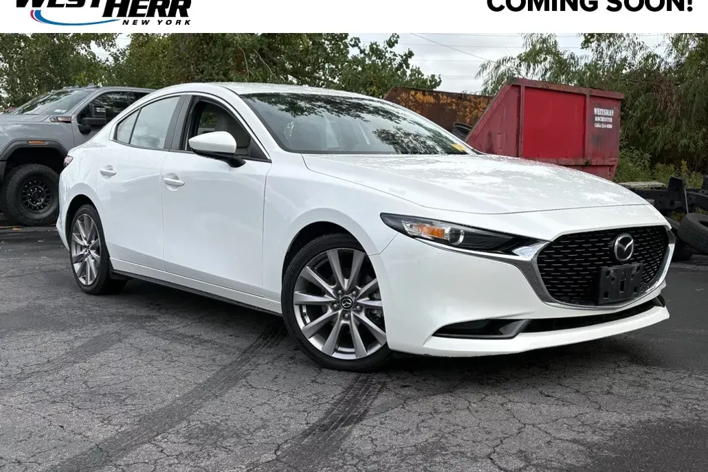 2020 Mazda Mazda3 Preferred photo 1