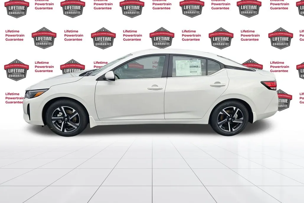 2025 Nissan Sentra SV photo 1