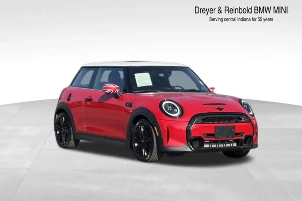 2022 Mini Cooper 2 Door Hardtop Iconic photo 1