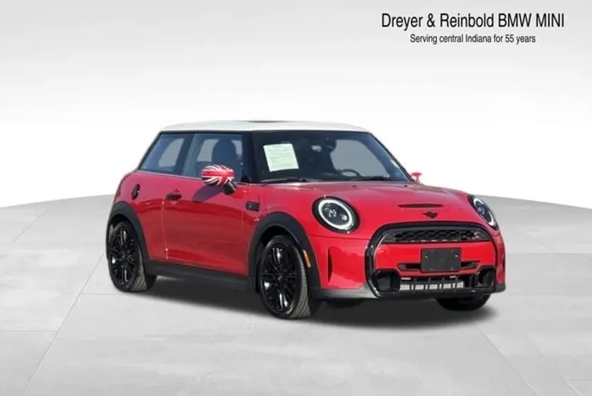 2022 Mini Cooper 2 Door Hardtop Iconic photo 1