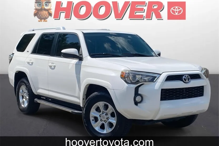 2018 Toyota 4Runner SR5 photo 1