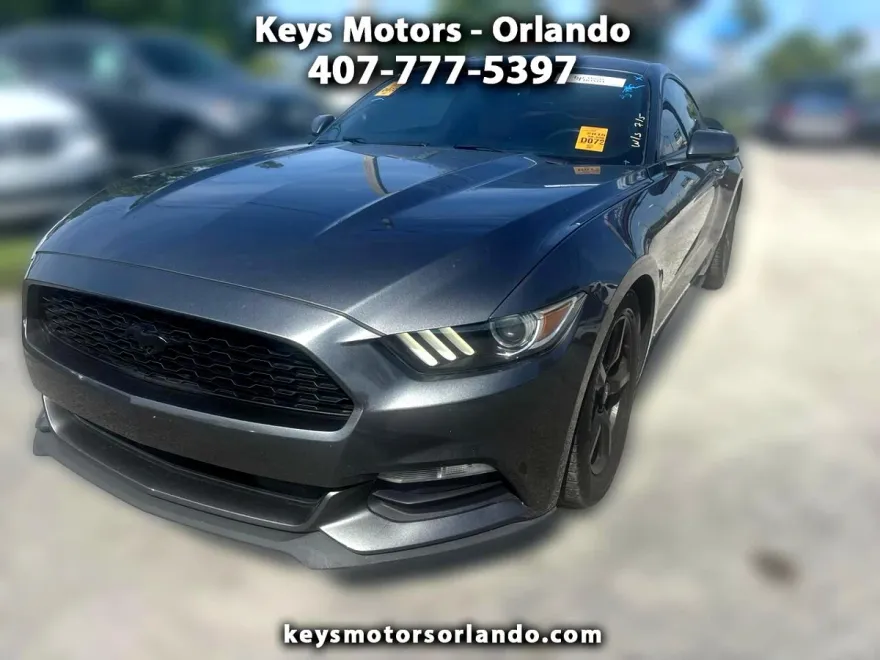 2015 Ford Mustang V6 photo 1