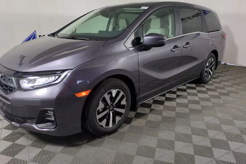 2026 Honda Odyssey EX-L photo 1