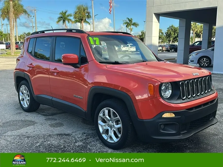2017 Jeep Renegade Latitude North Edition photo 1