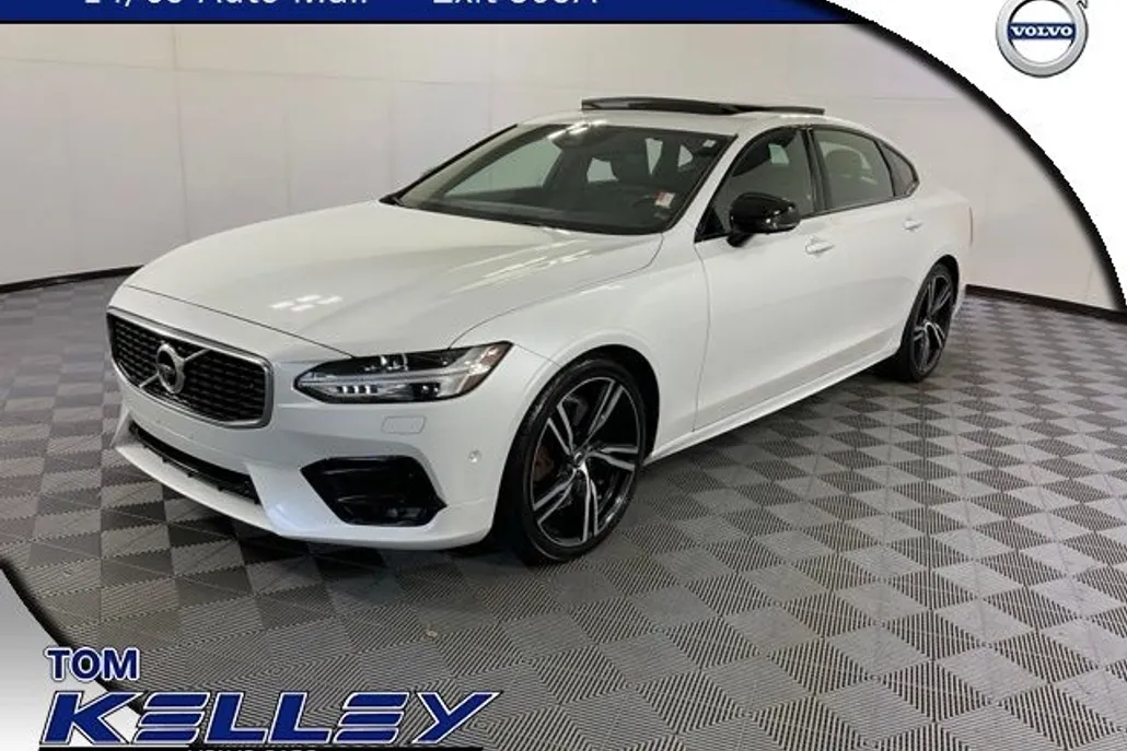 2020 Volvo S90 T6 R-Design photo 1