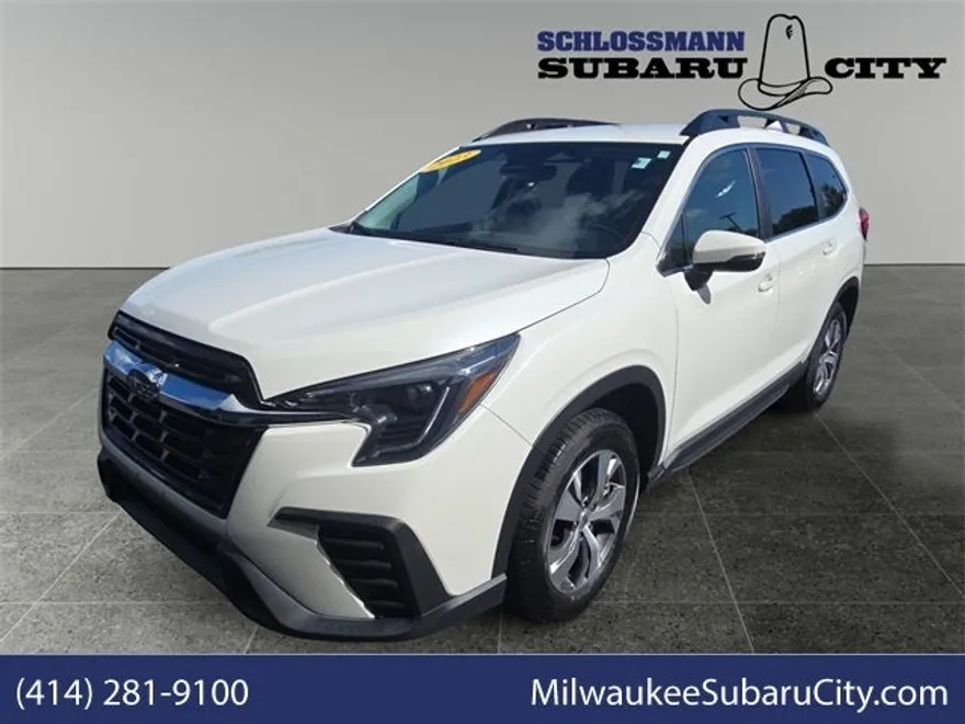 2023 Subaru Ascent Premium photo 1