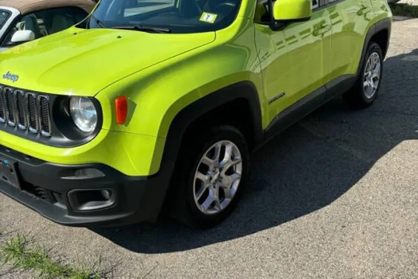 2018 Jeep Renegade Latitude photo 1