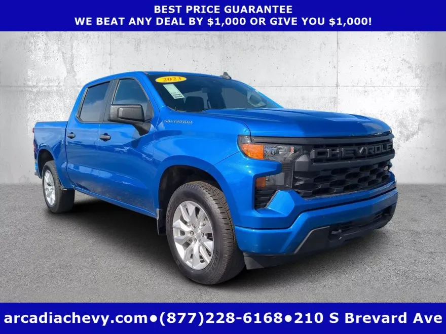 2023 Chevrolet Silverado 1500 Custom photo 1