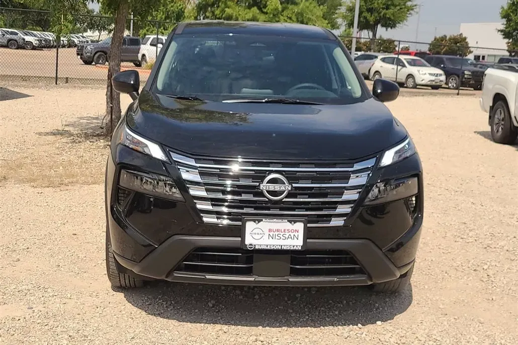 2026 Nissan Rogue SV photo 1