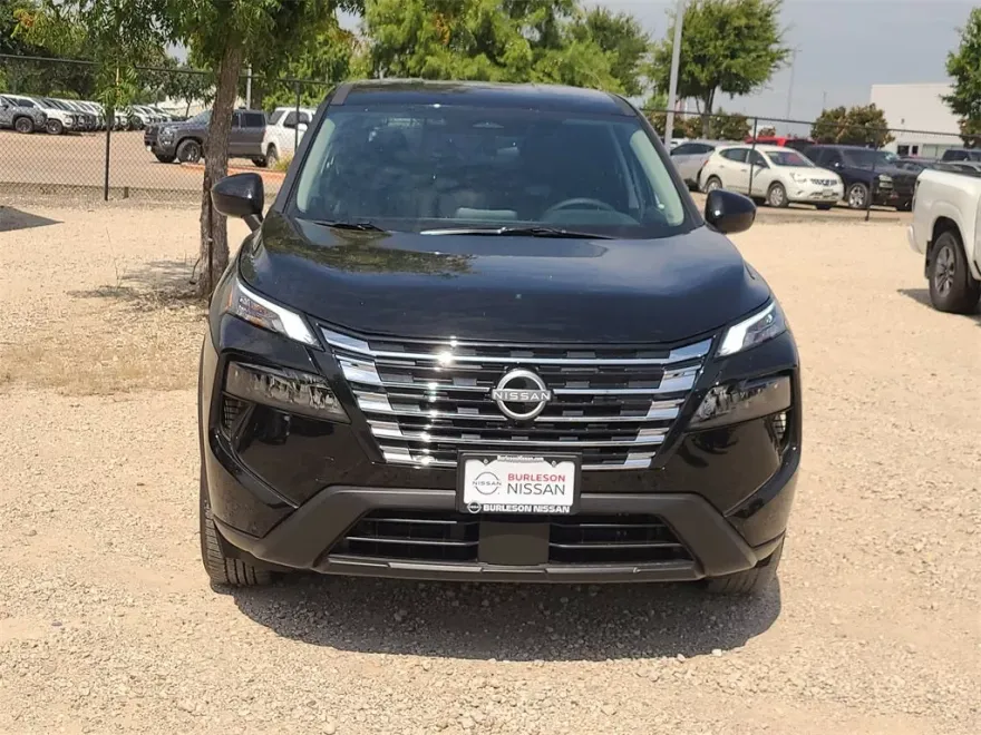2026 Nissan Rogue SV photo 1