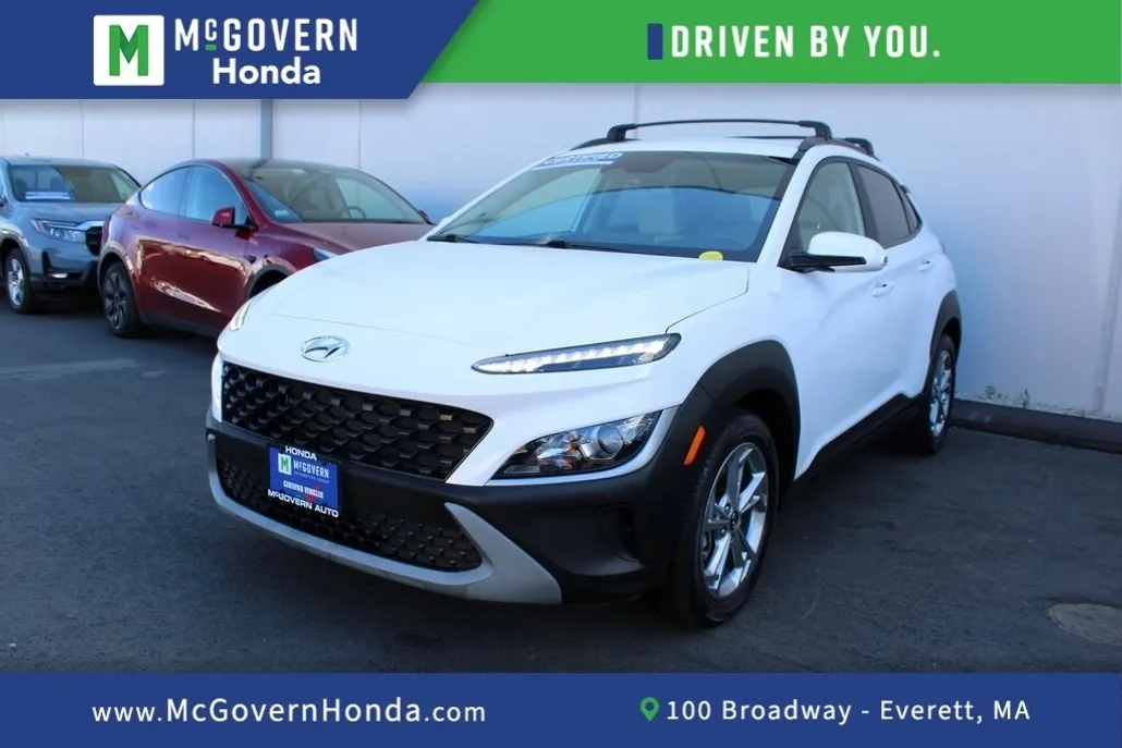 2023 Hyundai Kona SEL photo 1