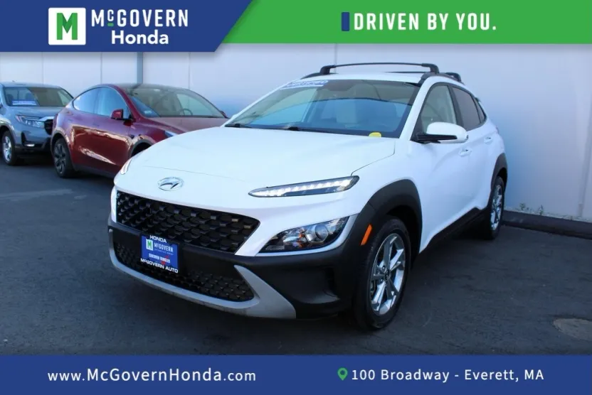 2023 Hyundai Kona SEL photo 1
