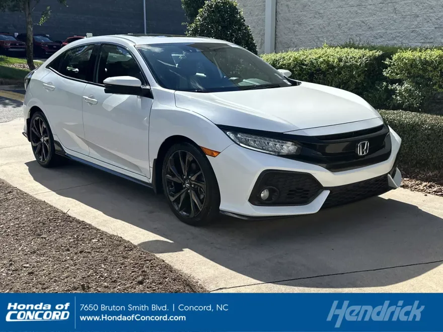 2019 Honda Civic Sport Touring Hatchback photo 1