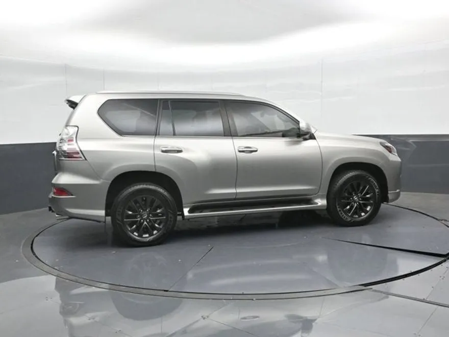 2020 Lexus GX 460 Premium photo 1
