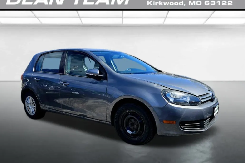 2012 Volkswagen Golf photo 1