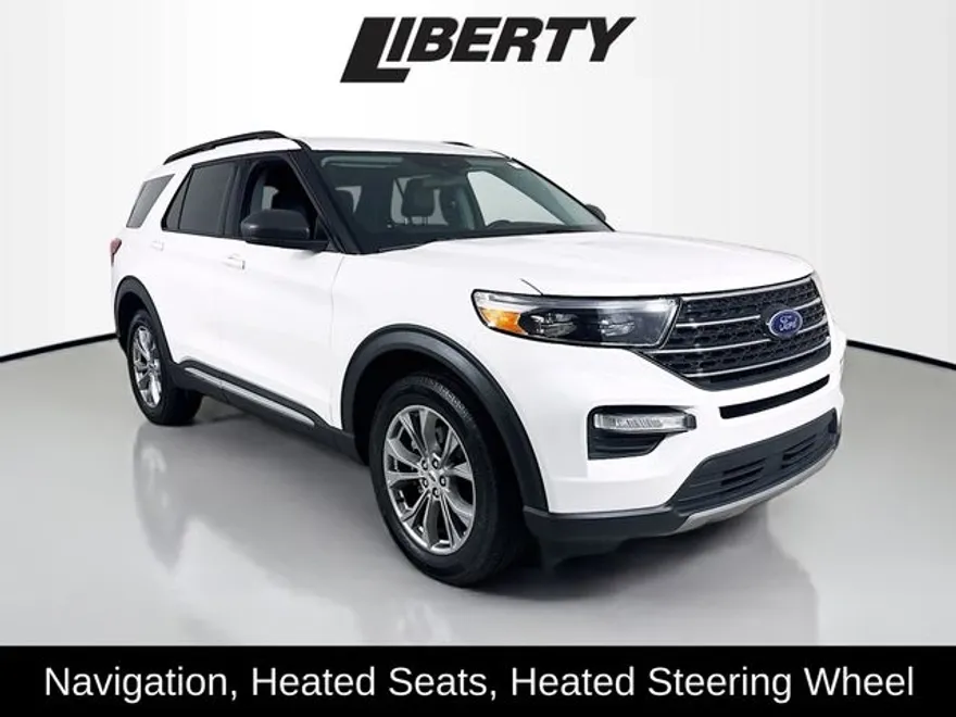 2022 Ford Explorer XLT photo 1