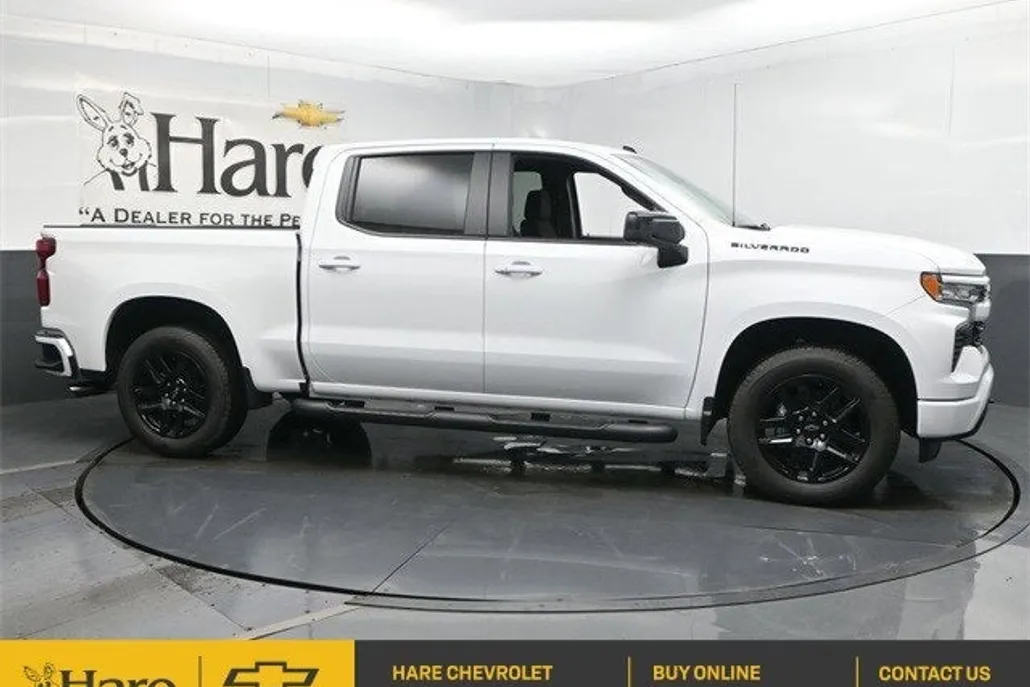 2025 Chevrolet Silverado 1500 RST photo 1