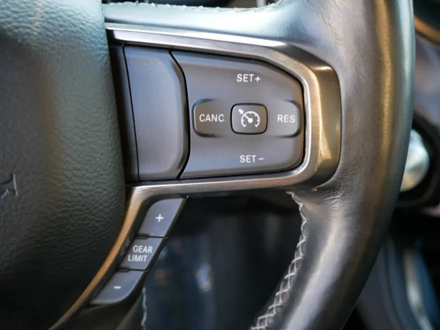 2020 Ram 1500 Limited photo 11