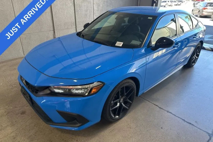 2023 Honda Civic Sport photo 1