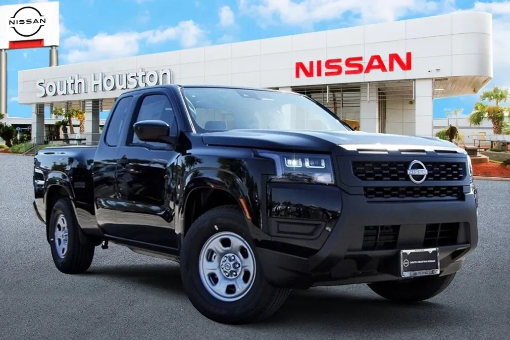2026 Nissan Frontier S photo 1