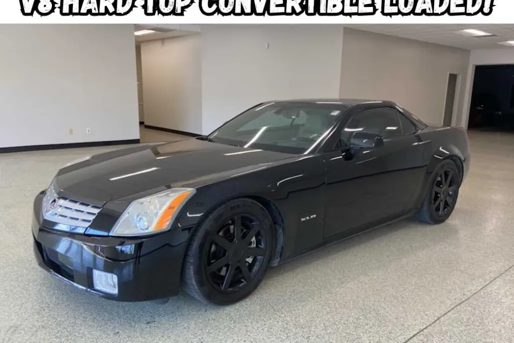 2007 Cadillac XLR photo 1