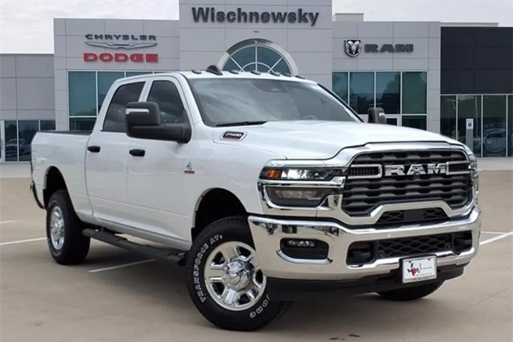 2025 Ram 2500 Tradesman photo 1