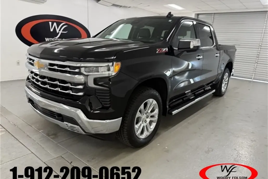 2022 Chevrolet Silverado 1500 LTZ photo 1
