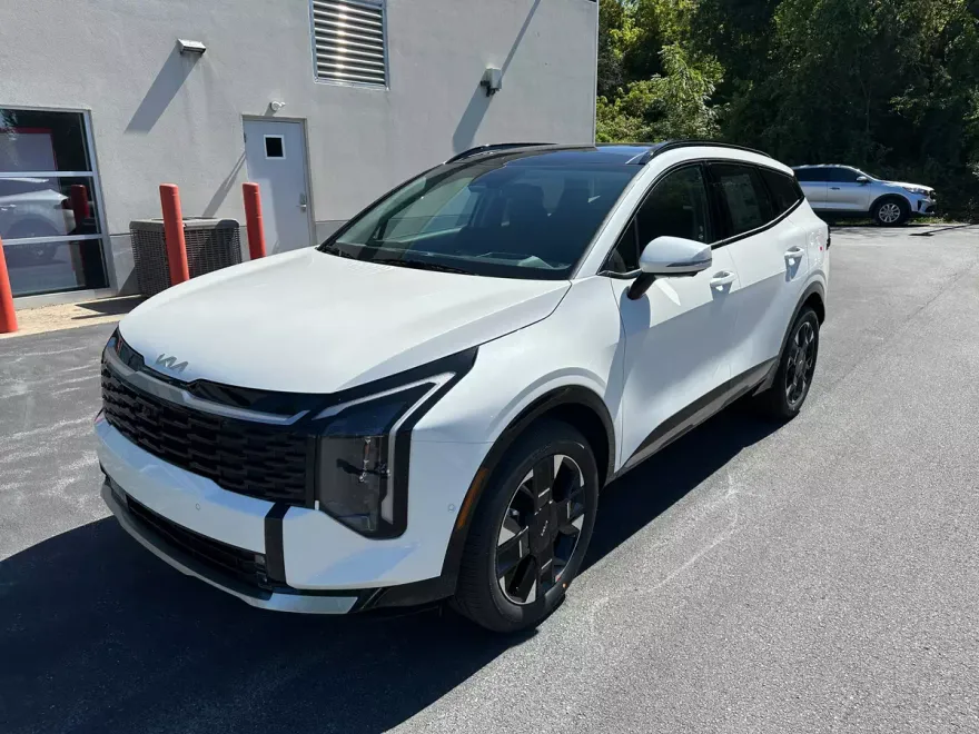 2026 Kia Sportage Hybrid photo 1