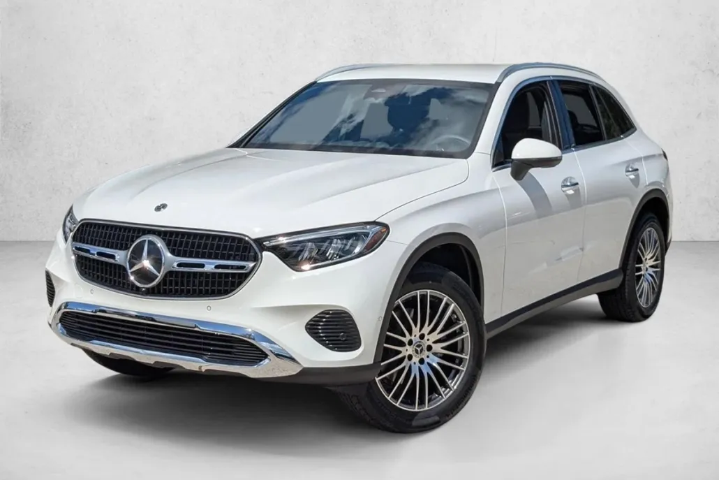 2025 Mercedes Benz GLC 300 photo 1