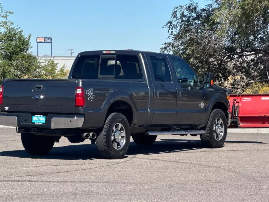 2016 Ford F-250 Lariat photo 1