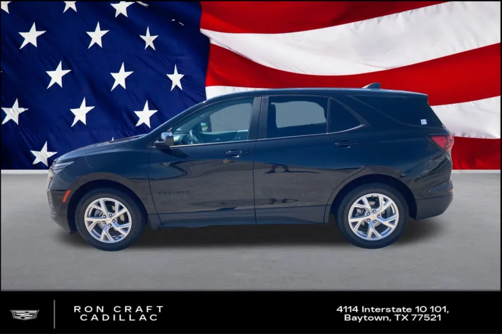 2024 Chevrolet Equinox LS photo 1