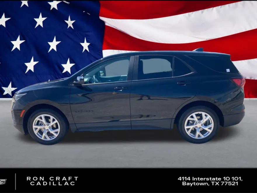 2024 Chevrolet Equinox LS photo 1